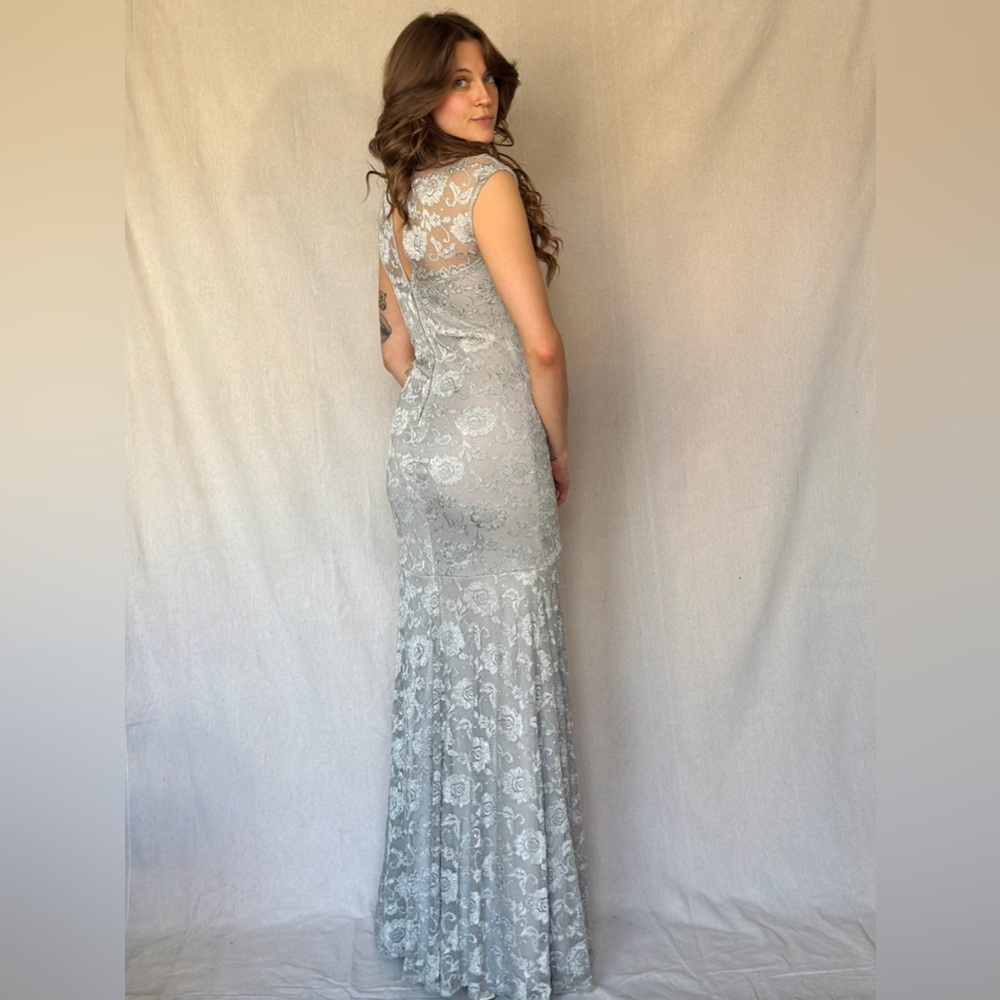 Vintage Y2K Silver Mermaid Bodycon Keyhole Dress - Picture 2 of 9